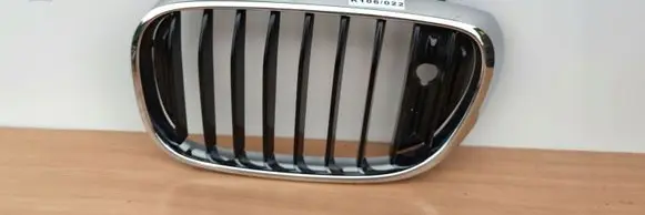 BMW 7 G11 G12 Front bumper upper radiator grill 51137357011