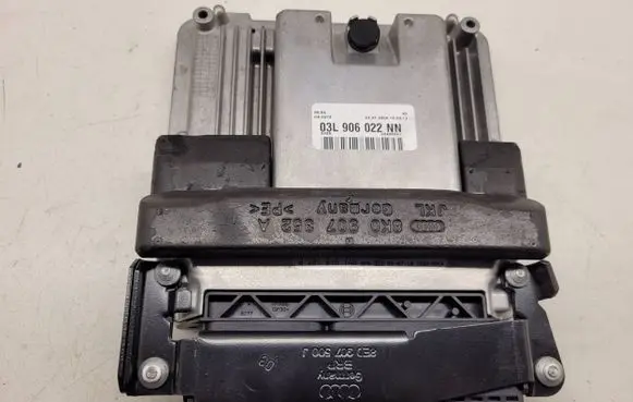 Audi A4 S4 B8 8K Engine control unit/module 03L906022NN 30430341 2407200914