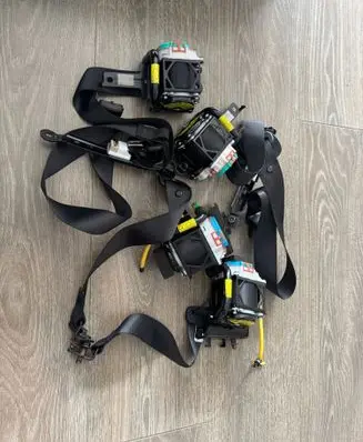 Hyundai Kona II Set of seat belts 89880HF100NNB 89870HF100NNB