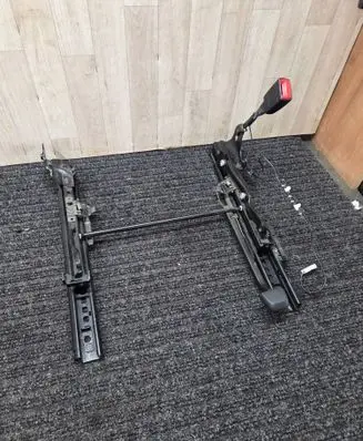 BMW 5 G30 G31 G38 Front passenger seat rail 