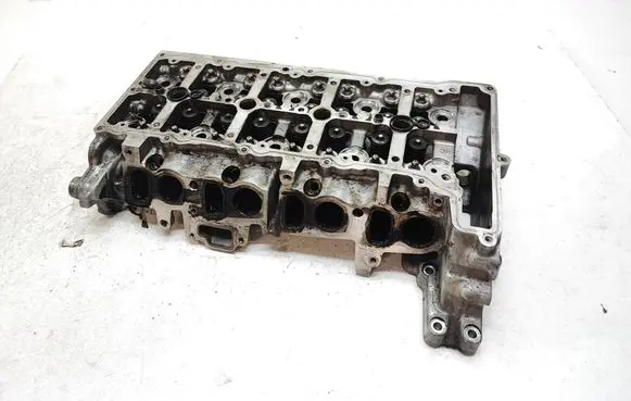 BMW 1 F20 F21 Engine head 7812603