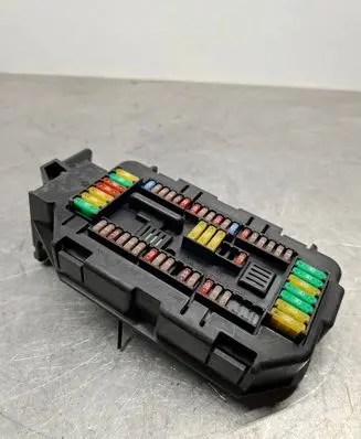 BMW X5 F15 Fuse module 6819653 61146819653 681965301