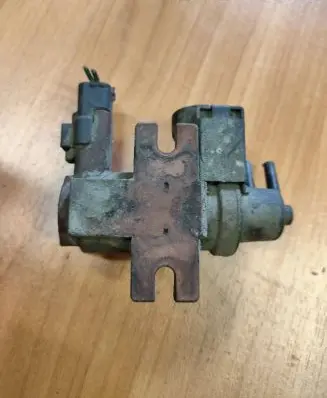 Ford Mondeo MK IV Turbo solenoid valve 6G9Q9E882CA 701771000