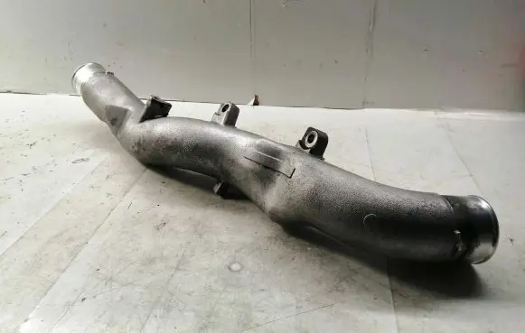 Toyota Auris 150 Intercooler hose/pipe 1736126050 612221