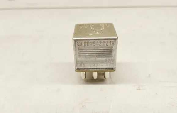 Mercedes-Benz SL R107 Other relay 0015420219