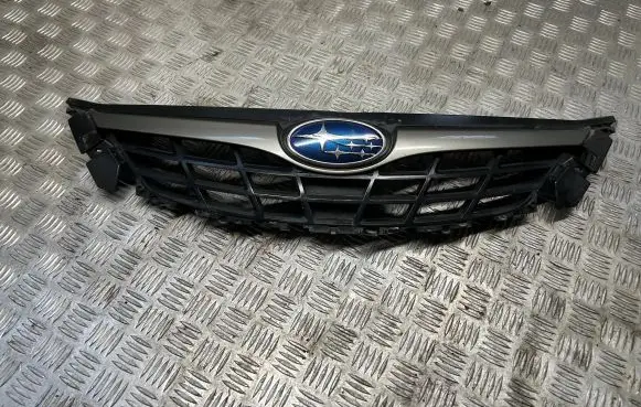 Subaru Impreza III Front grill