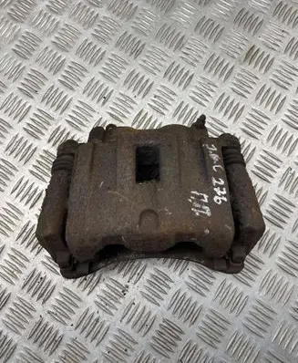 Jeep Grand Cherokee (WJ) Front brake caliper