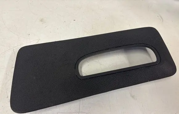 Volvo XC70 Dash center speaker trim cover 39997041