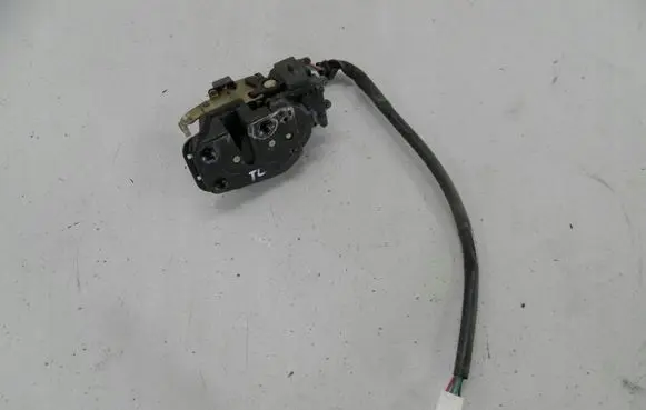 Mazda Xedos 9 Rear door lock TA0173310B