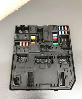 Nissan Qashqai Fuse module
