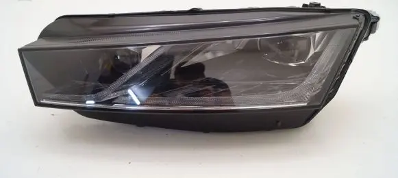 Skoda Octavia Mk4 Headlight/headlamp