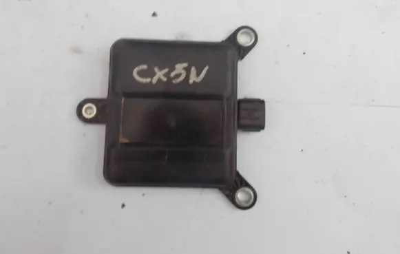 Mazda CX-5 II Blind spot module KB8C67Y30E 202SME007
