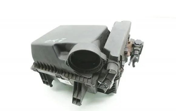 Mercedes-Benz B W246 W242 Air filter box A6070900101