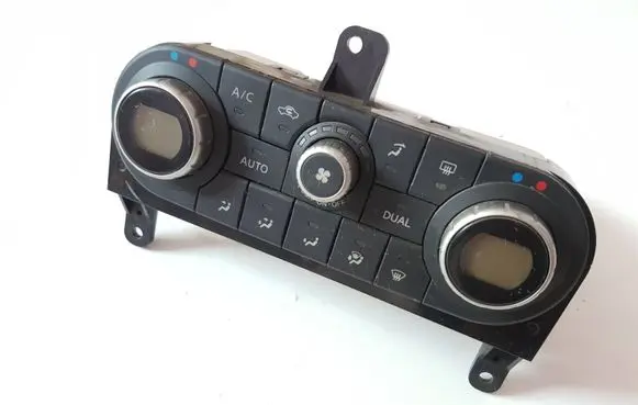 Nissan Qashqai Climate control unit 27500BR45B C0409