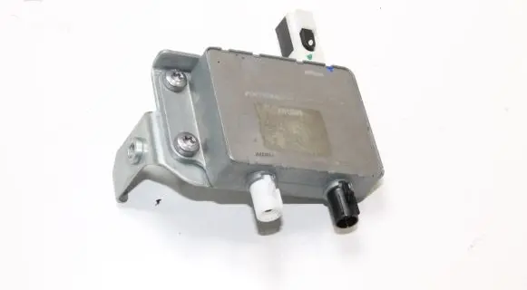 Mercedes-Benz SLK R172 Aerial antenna filter A1725453140