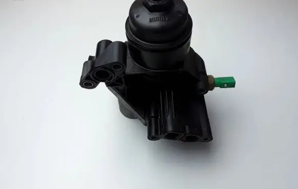 Seat Leon (5F) Oil filter mounting bracket 03N115389K