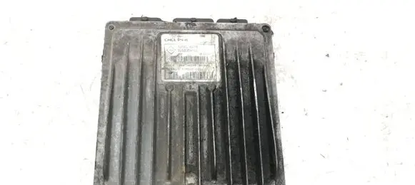Renault Megane II Engine control unit/module 8200374152 8200334419 R0410B024B