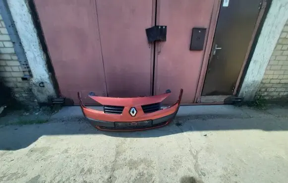 Renault Megane II Front bumper