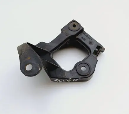 Audi A6 S6 C5 4B Front bumper mounting bracket 4B0853922B 4B0853922