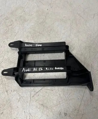 Audi A6 S6 C6 4F Radio/GPS head unit trim 4F0907368B