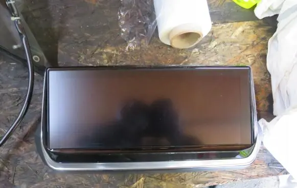 Peugeot 208 Screen/display/small screen 9824619980