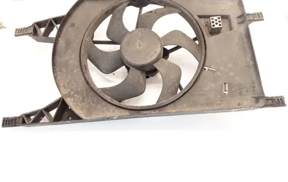 Renault Espace - Grand espace IV Radiator cooling fan shroud 1831068000