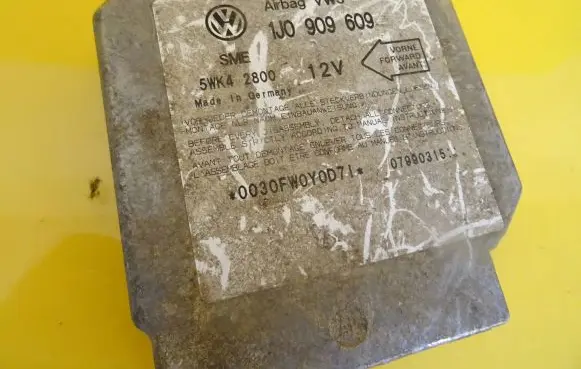 Airbag control unit/module