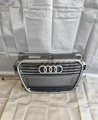 Audi A1 Front bumper upper radiator grill 8X0853651