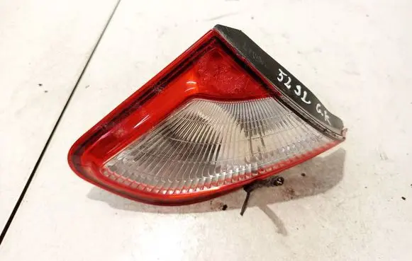 Tailgate rear/tail lights