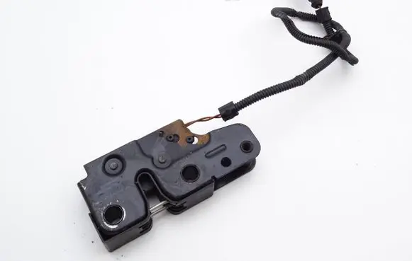Seat Leon (1P) Engine bonnet/hood lock/catch 1P0823509B