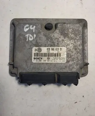 Volkswagen Golf IV Engine control unit/module 038906018BM 28SA3729 0281001846