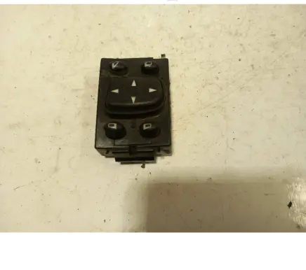Mercedes-Benz S W220 Wing mirror switch 2208211551