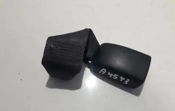 Mitsubishi Lancer X Rear seatbelt buckle E034501