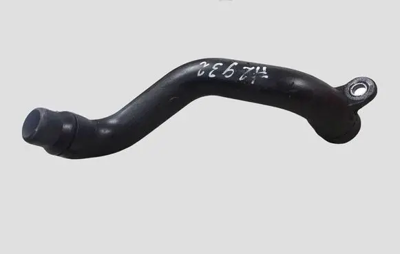 BMW 3 E90 E91 Engine coolant pipe/hose 7800583 10808612