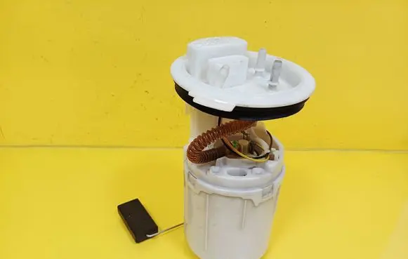 Volkswagen Golf V In-tank fuel pump 1K0919051M