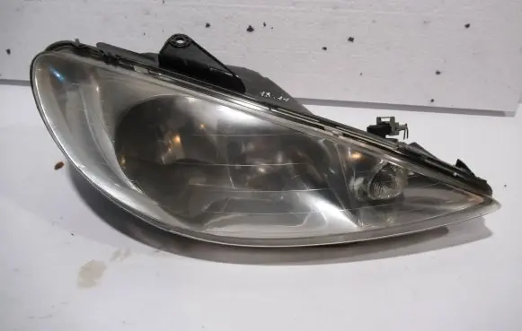 Peugeot 206 Headlight/headlamp