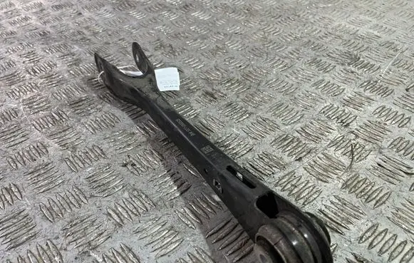 BMW 5 G30 G31 Rear control arm 6893528