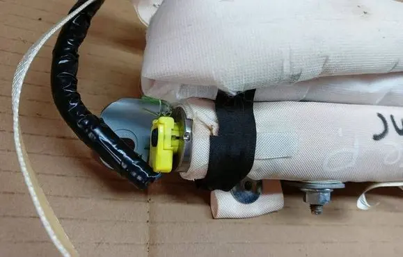 Nissan Juke I F15 Roof airbag 