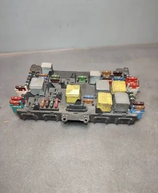 Mercedes-Benz Vito Viano W639 Fuse module A6395450401
