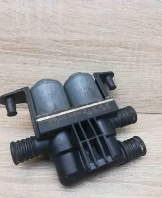 BMW X5 E53 Coolant heater control valve 8374995 1147412137