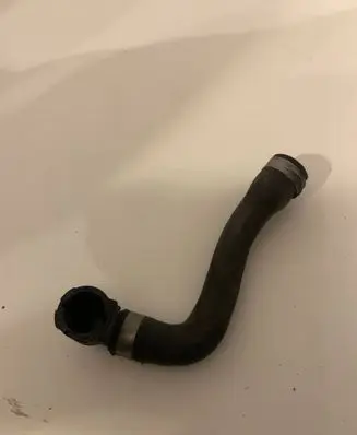BMW X6 M Coolant pipe/hose 7576279