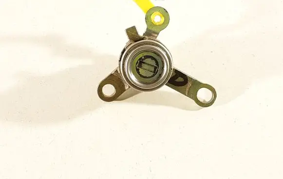 Toyota Prius (XW10) Front door lock (next to the handle) 011H