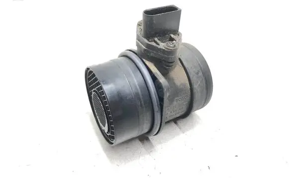 Volkswagen Touran I Mass air flow meter 0281002461 074906461B