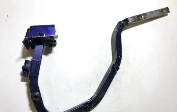 Chrysler Neon I Tailgate/trunk/boot hinge
