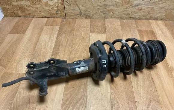 Opel Insignia A Front shock absorber with coil spring 13347484 367327926 E4622401