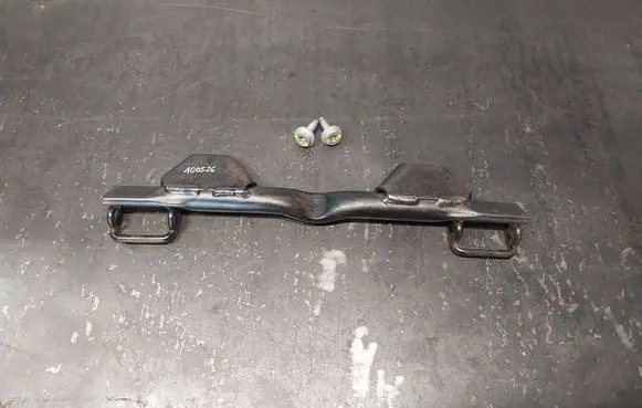 Skoda Superb B5 (3U) ISOFIX Bracket 8D0813545