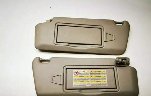 Mercedes-Benz C W204 Sun visor A2218171620 071011104151