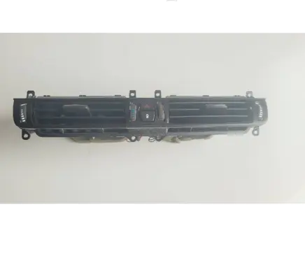 Rear air vent grill