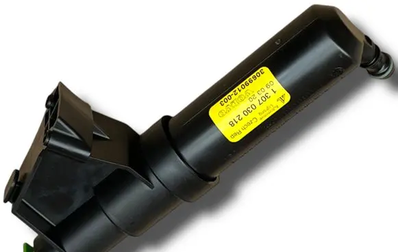 Volvo S90, V90 Rear window washer spray nozzle Q399 30699012