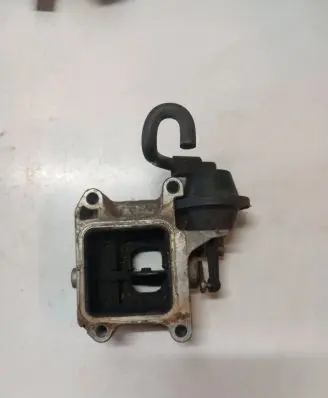 Volvo V60 EGR valve 30774746